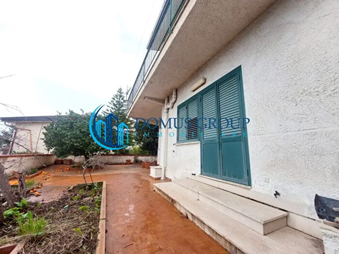Casa quadrilocale in vendita in Largo Blandino, Altofonte