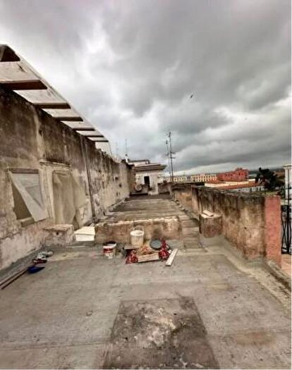 Appartamento con 6 locali in vendita in Via Monfalcone, Taranto