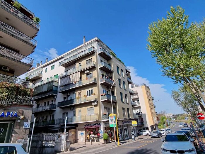 Appartamento quadrilocale in affitto in Via Renato Fucini, Talenti Monte Sacro, Roma