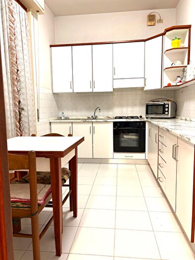 Casa con 9 locali in vendita in Empoli