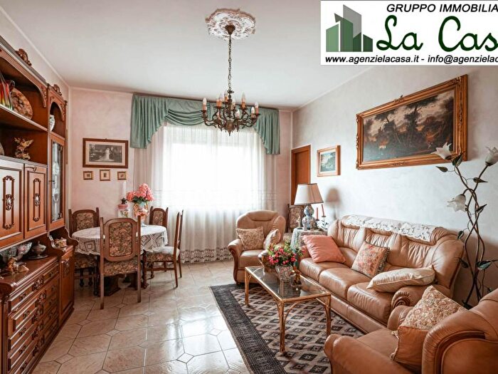 Casa quadrilocale in vendita in Via Timoteo Riboli a Torino To Italy, Torino