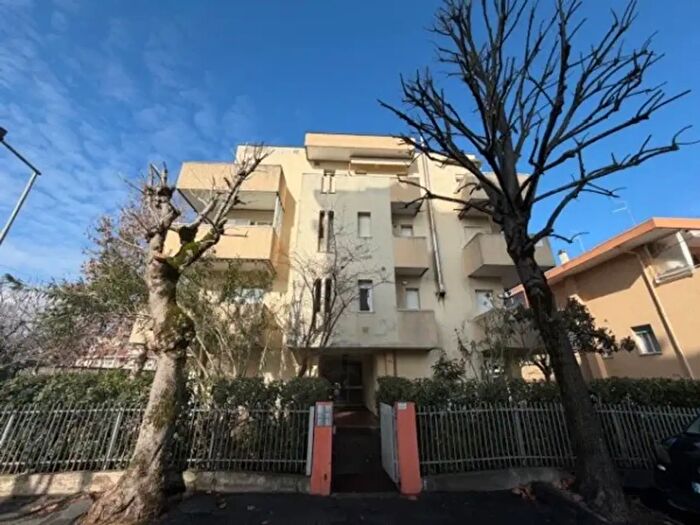 Appartamento trilocale in vendita in Viale Bergamo, Rimini