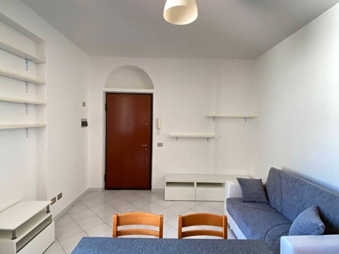 Appartamento bilocale in affitto in Via Passo Buole, Porta Romana Medaglie dOro, Milano