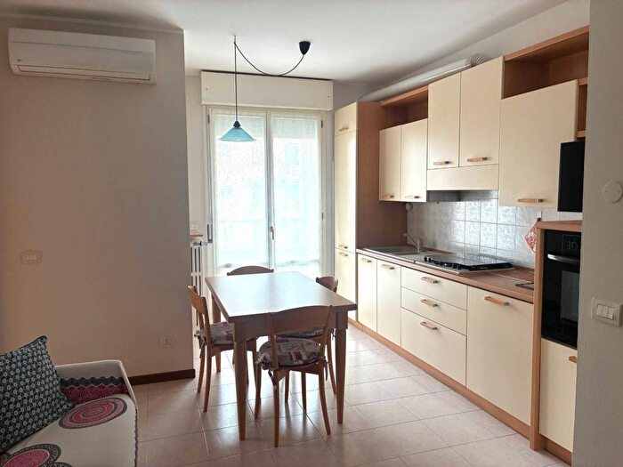 Appartamento bilocale in affitto in Via San Mirocle, Santa Giulia, Milano