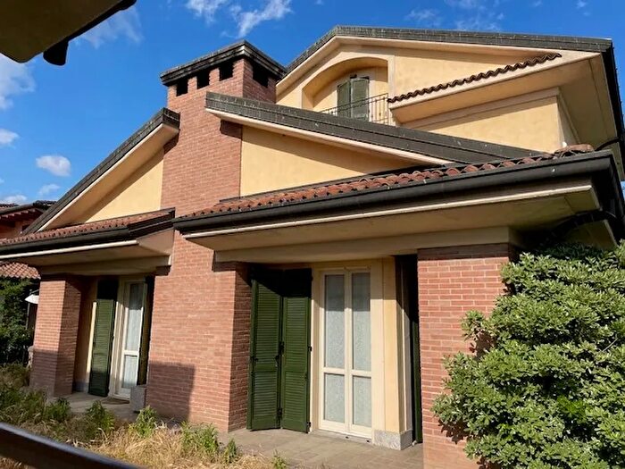 Casa quadrilocale in vendita in Pandino