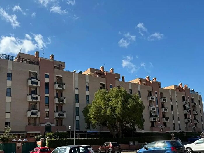 Appartamento trilocale in vendita in Via Carlo Muscetta, Roma