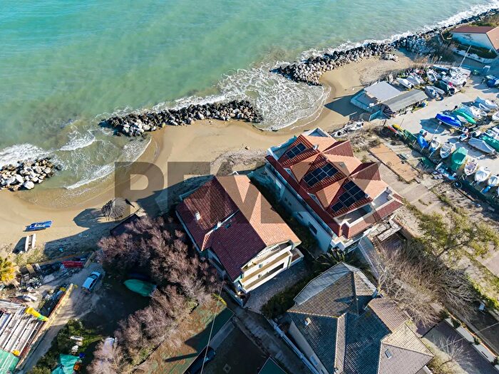 Appartamento con 7 locali in vendita in Via Francesco Paolo Tosti, Francavilla Al Mare