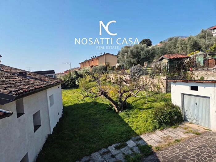 Appartamento trilocale in vendita in Via Raffaello, Toscolano Maderno