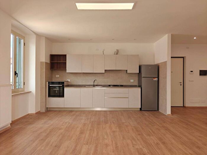 Appartamento quadrilocale in affitto in Via della Cernaia, Viale Palmanova Baldasserie, Udine