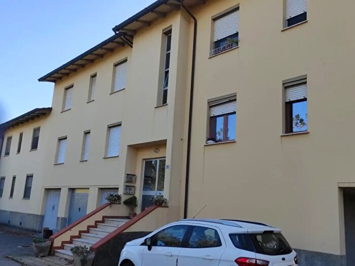 Appartamento con 5 locali in vendita in Vicopisano
