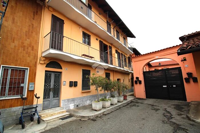 Appartamento trilocale in vendita in Via Trento, Trofarello