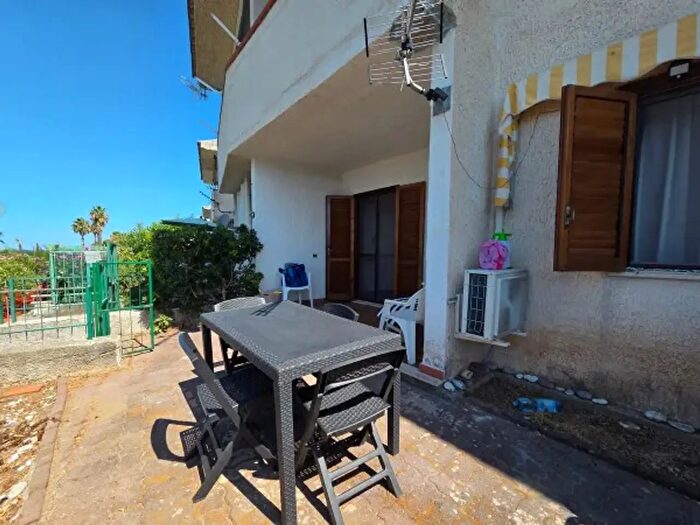 Appartamento quadrilocale in vendita in Via della Madonnina, Diamante