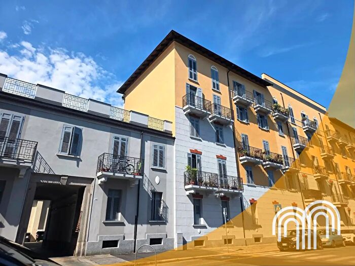 Appartamento quadrilocale in vendita in Via Vincenzo Lancia, Torino
