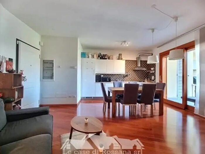 Appartamento bilocale in vendita in Via Riccardo Bacchelli, Roma