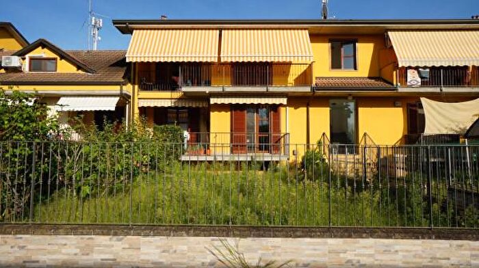 Appartamento trilocale in vendita in Viale Liberali, Gravellona Lomellina