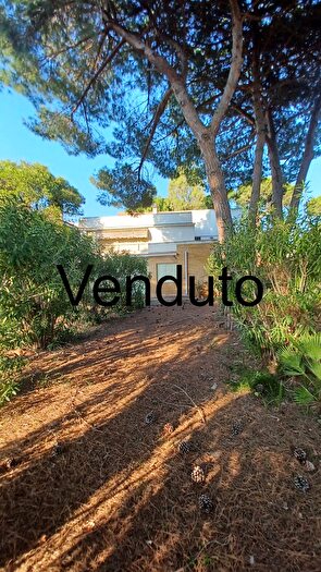 Casa con 8 locali in vendita in Via Catone Santa Marinella Rm Italia Sp, Santa Marinella