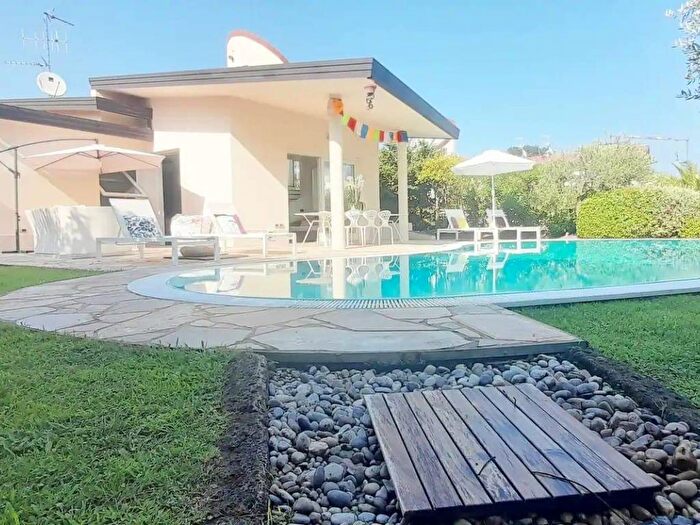 Casa con 5 locali in affitto in Via delle Pozze, San Felice del Benaco