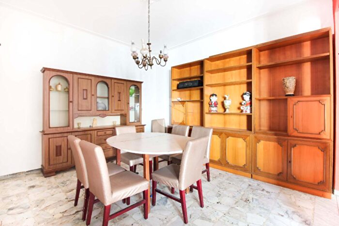 Casa con 10 locali in vendita in Via Saliceti, Alba Adriatica