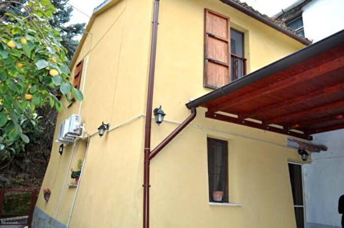 Casa con 5 locali in vendita in Piazza San Marco, Castelbellino