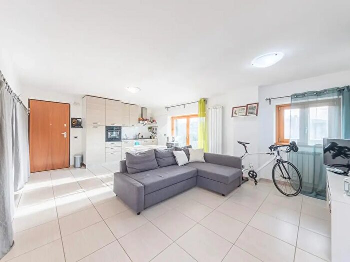 Appartamento bilocale in vendita in Via Anagnina, Roma