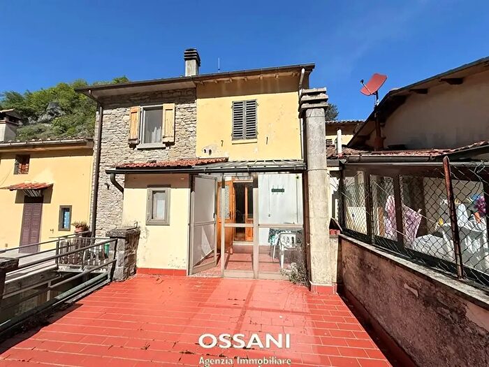 Casa quadrilocale in vendita in Marradi