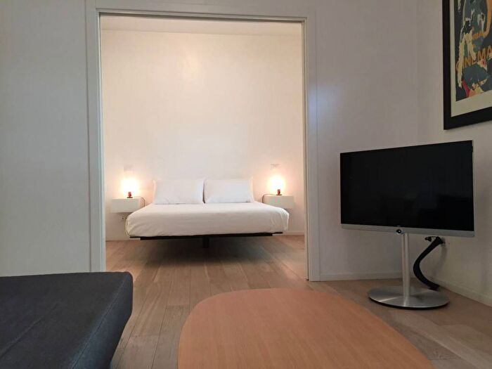 Casa bilocale in affitto in Via Alberto Cadlolo, Medaglie dOro, Roma