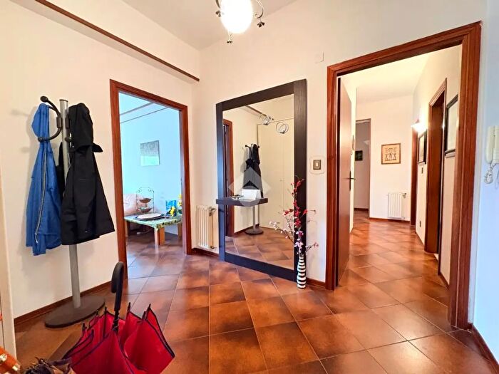 Appartamento quadrilocale in vendita in Via Oreto, Palermo