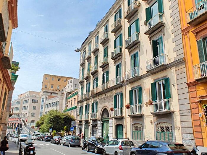 Appartamento trilocale in affitto in Corso Vittorio Emanuele, Piazza Amedeo Parco Margherita, Napoli