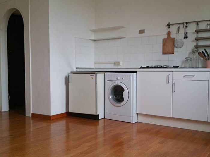 Appartamento bilocale in affitto in Piazza Giuseppe Grandi, Porta Vittoria, Milano