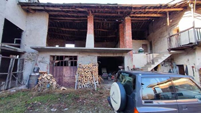 Casa in vendita in Via Giordana, Gambasca