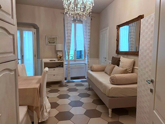 Appartamento trilocale in affitto in Centro, Iseo