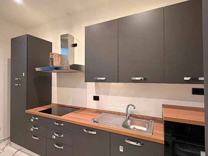 Appartamento bilocale in affitto in Via Antonio Rosmini, Paolo Sarpi, Milano