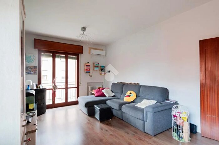 Appartamento quadrilocale in vendita in Via Claudio Treves, Carpi