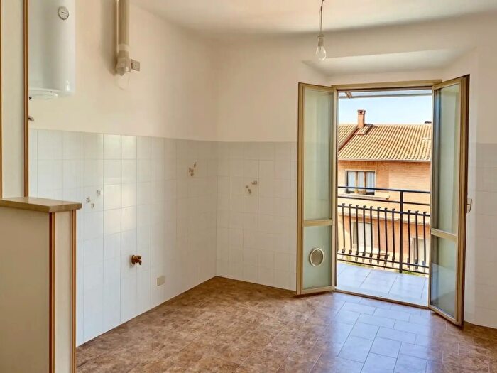 Appartamento quadrilocale in vendita in Via Amos Cassioli, Asciano