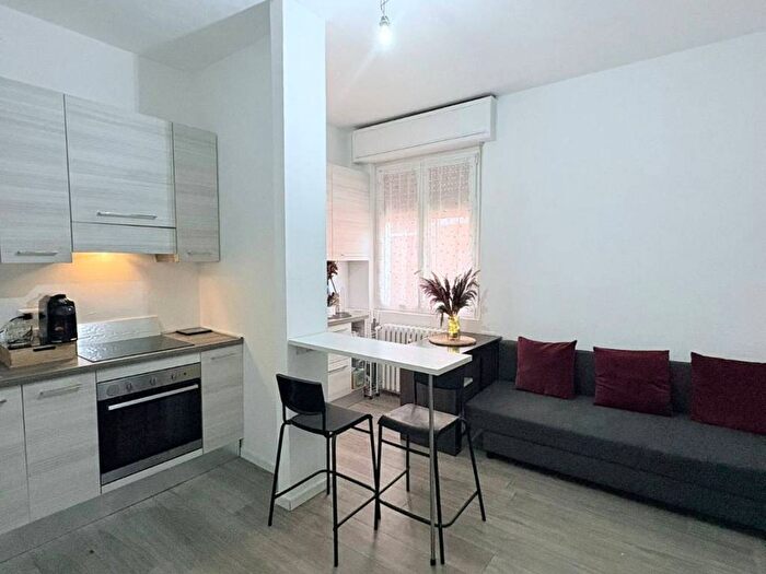 Appartamento bilocale in affitto in Via Enrico Toti, Bresso