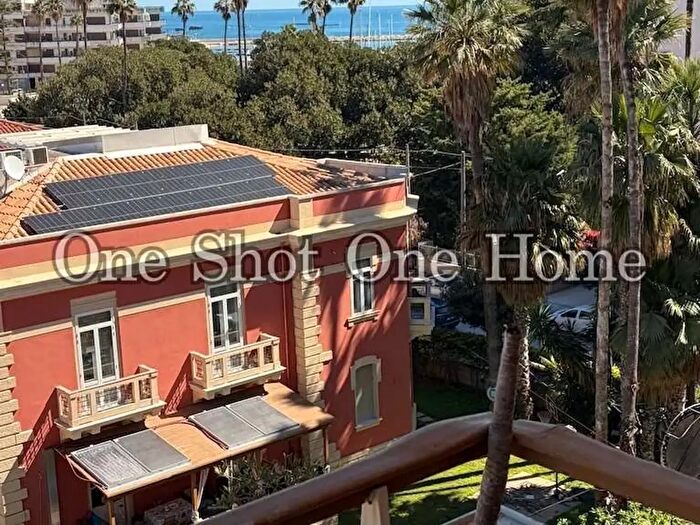 Appartamento con 5 locali in affitto in Viale Monte Doro, Siracusa