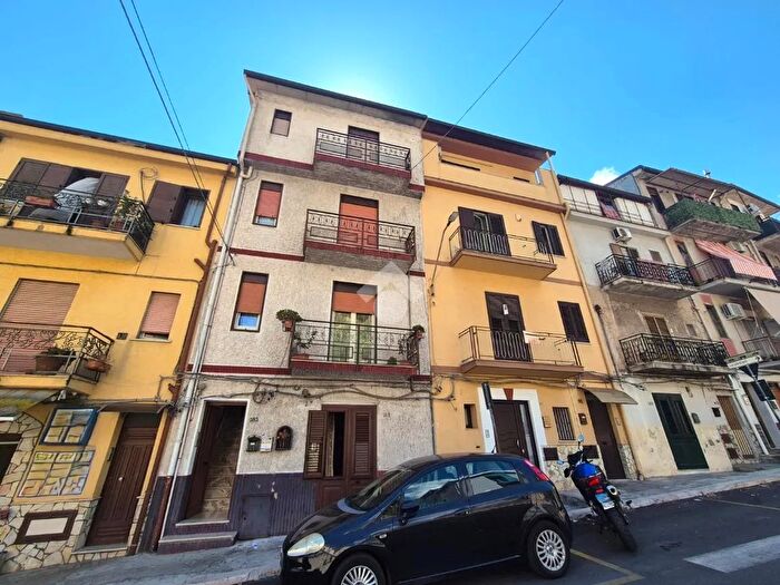 Appartamento trilocale in vendita in Via Provinciale, Monreale