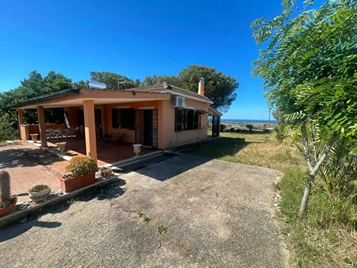 Casa quadrilocale in vendita in Via Colle dei Pini, Cerveteri