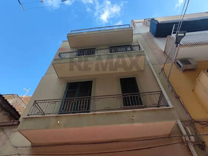 Casa con 6 locali in vendita in Bagheria