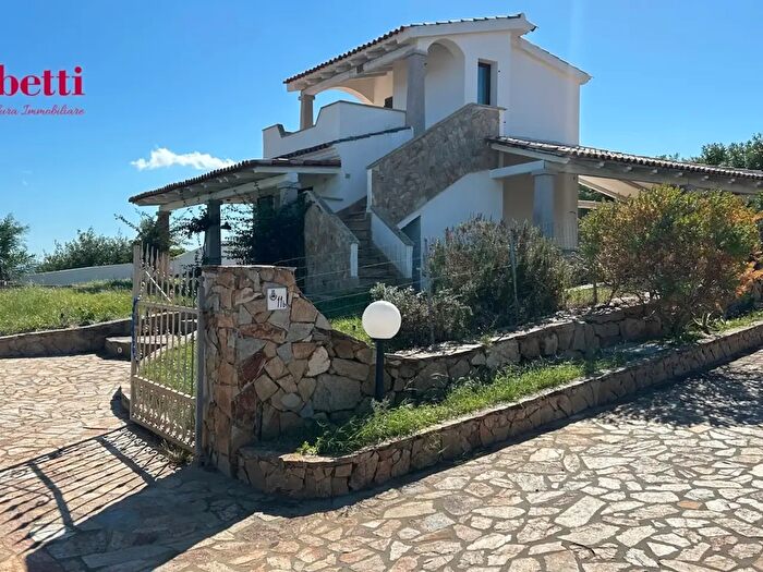 Casa quadrilocale in vendita in La Marmorata, Santa Teresa Gallura