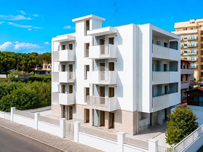 Appartamento trilocale in vendita in Via Giovanni Sgambati, San Benedetto Del Tronto