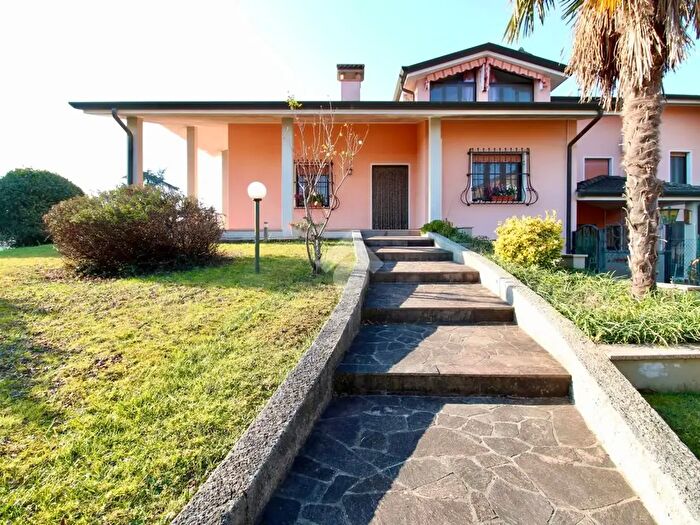Casa con 5 locali in vendita in Via Pacifico Valussi, Bagnaria Arsa