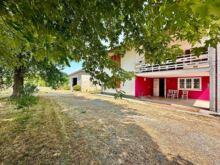 Casa trilocale in affitto in Montechiarugolo