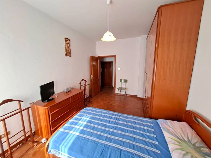 Appartamento con 5 locali in affitto in Via Amalia Bettini, San Donato, Bologna