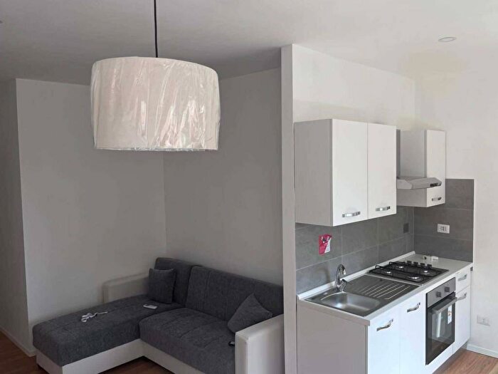 Appartamento bilocale in affitto in Piazza di Santa Maria Ausiliatrice, Furio Camillo, Roma