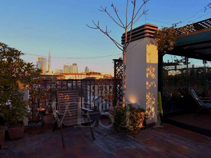 Casa trilocale in affitto in via bramante, Paolo Sarpi, Milano