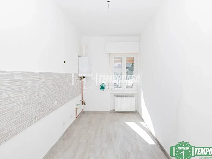Appartamento bilocale in vendita in Via P Togliatti, Lodi Vecchio