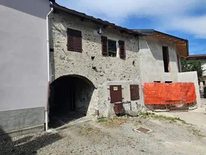 Casa trilocale in vendita in Via Fratelli Borghini, Anzola D'Ossola