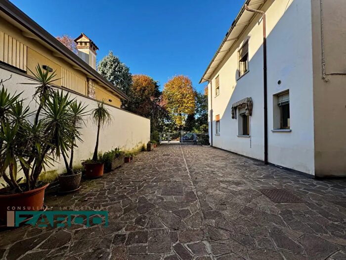 Casa quadrilocale in vendita in Riese Pio X
