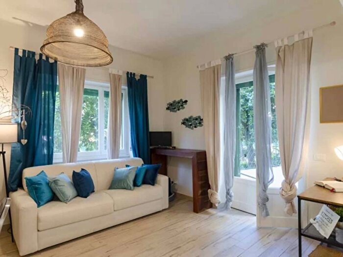 Appartamento bilocale in affitto in Via Costaguta, Costaguta, Rapallo